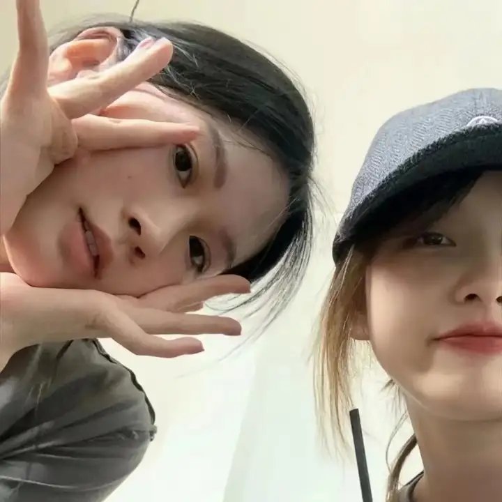 五个女生